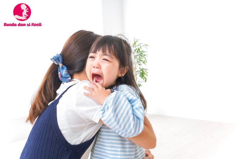 Mengasuh Anak Sensitif: Disiplin yang Lembut dan Penuh Empati
